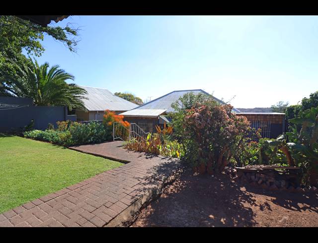 2 BEDROOM HOUSE FOR SALE IN WESTDENE